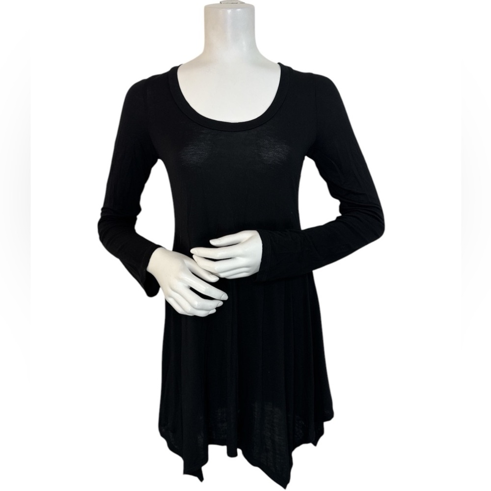Soprano Black Long Sleeve Women's Top
